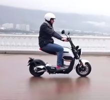 Load image into Gallery viewer, E-Roller  Max 60V 20AH - 45 KM/H--Experience the different electric scooters